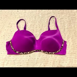 Beautiful Purple Victoria Secret Bra 36C Like New